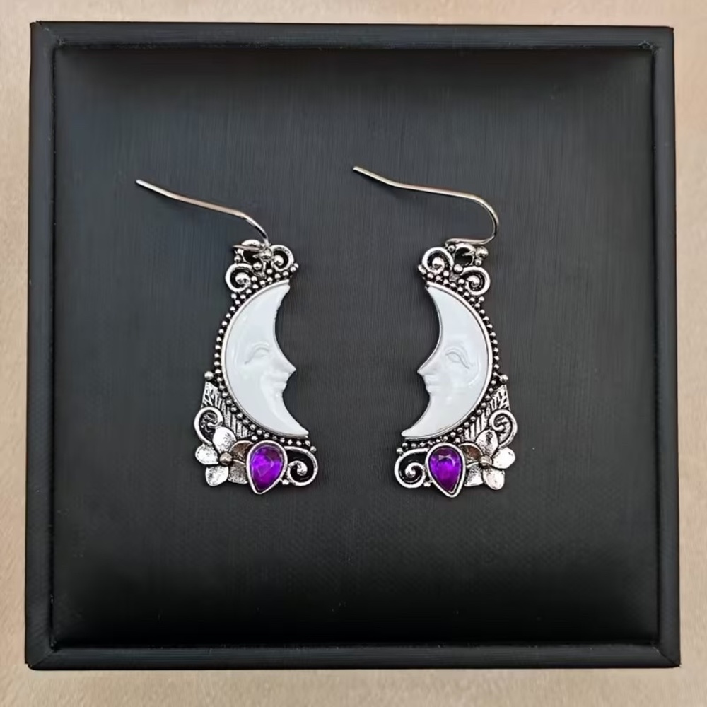 Mystic Crescent Moon Earrings- Celestial boho jewelry - Picture 5 of 5